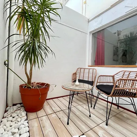 Historic Center Duplex With 3bd Ac & Parking Apartment *