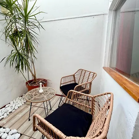 Apartment Historic Center Duplex With 3bd Ac & Parking *