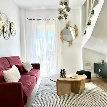 Apartment Historic Center Duplex With 3bd Ac & Parking *
