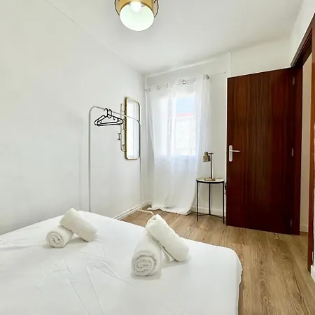 Apartment Historic Center Duplex With 3bd Ac & Parking